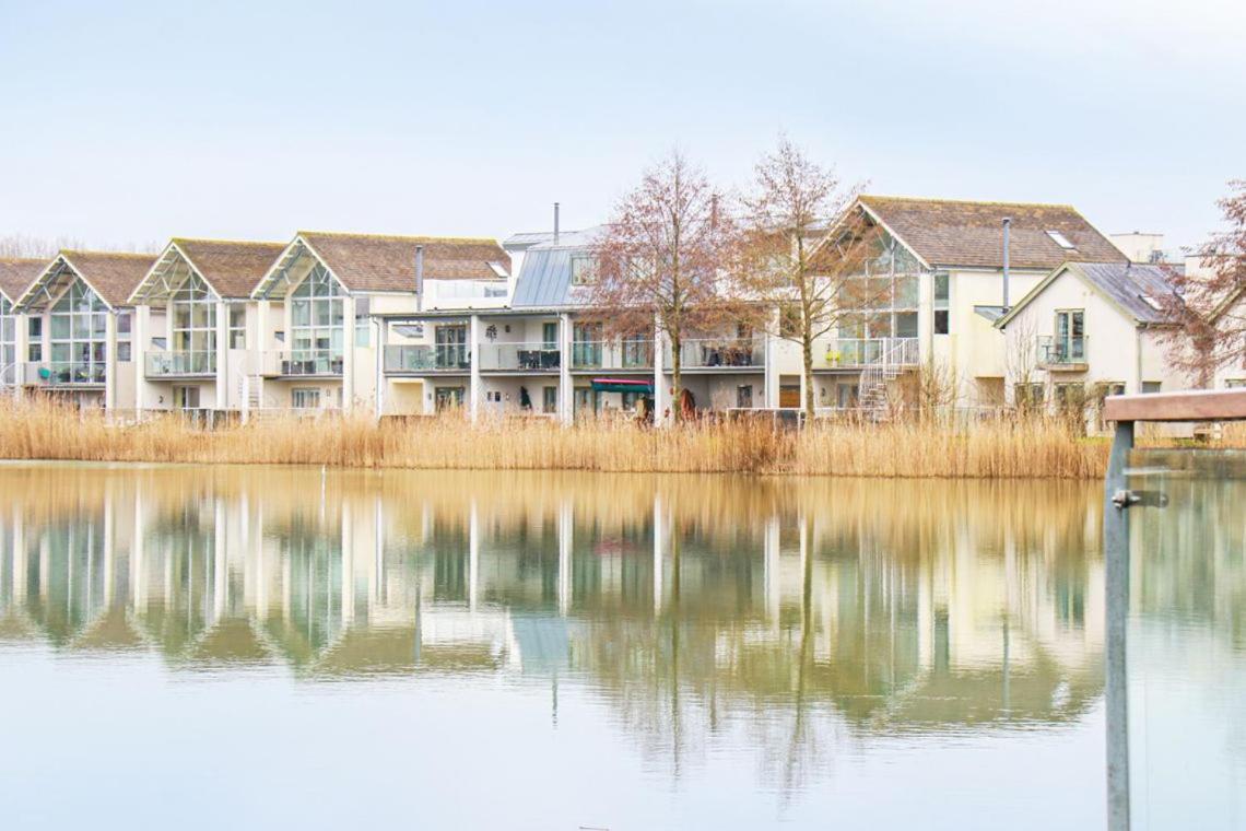 Howells Mere 88, Tranquility P Somerford Keynes Екстер'єр фото